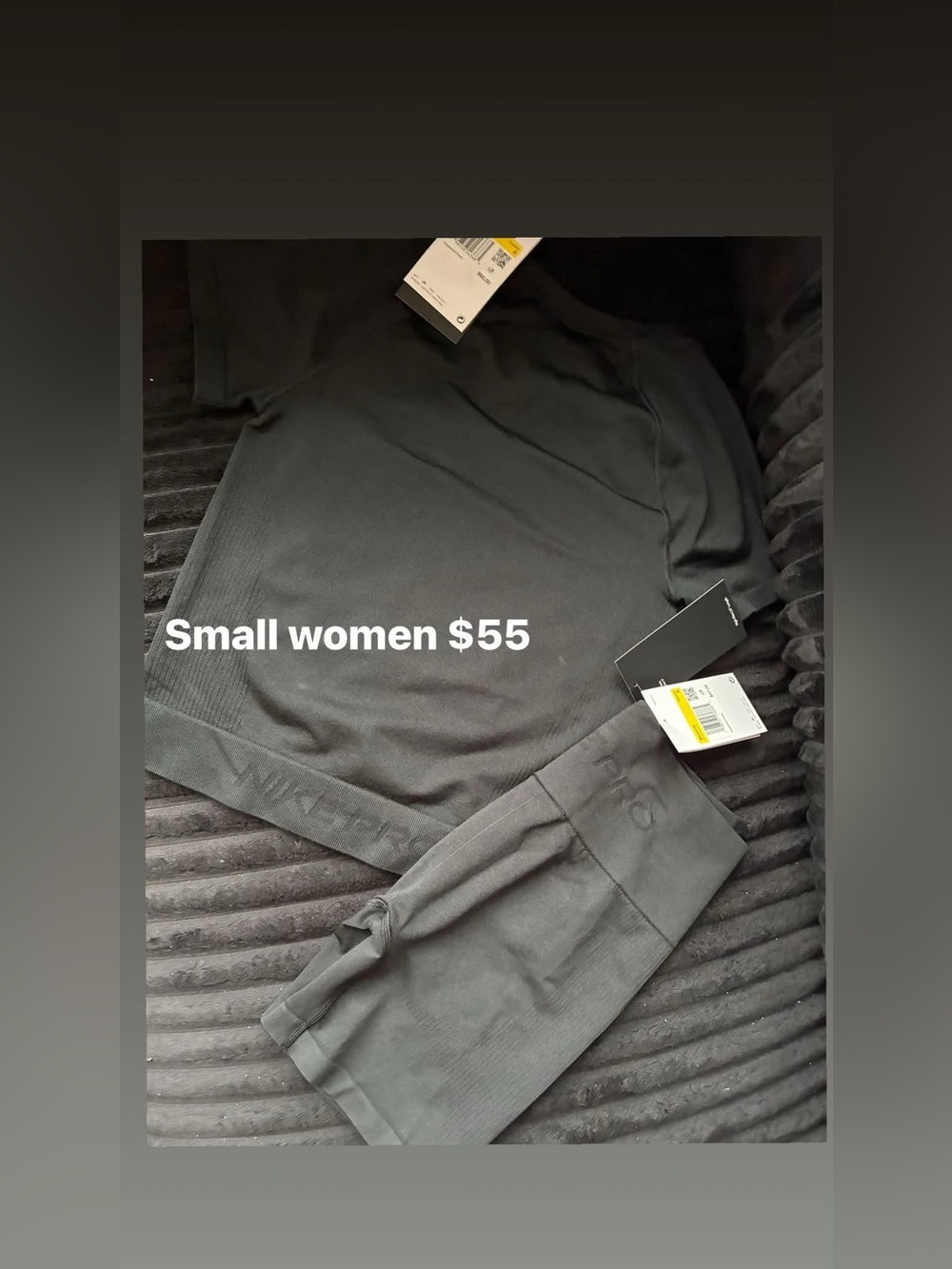 Nike Women's Black  Pullover NIKE PRO